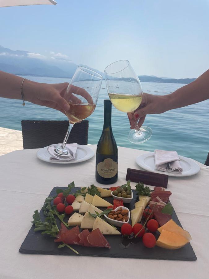 Hotel Azzurro تْشيرسيك نوفي المظهر الخارجي الصورة