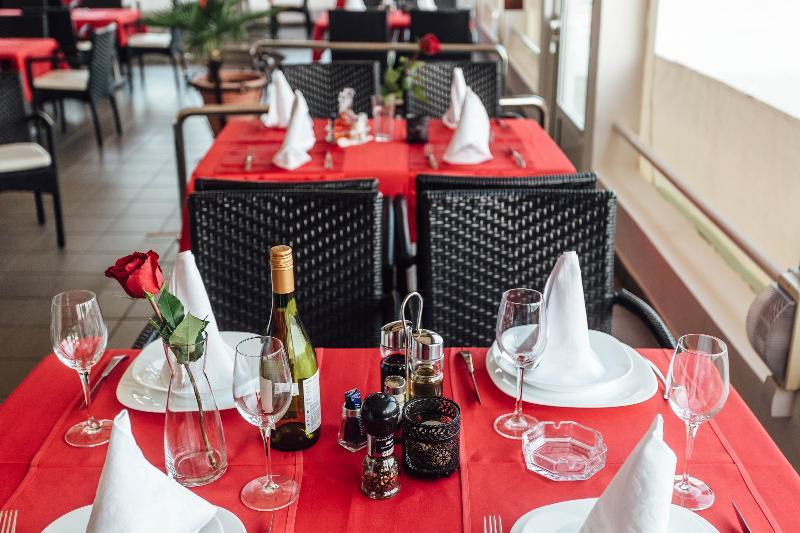 Hotel Azzurro تْشيرسيك نوفي المظهر الخارجي الصورة
